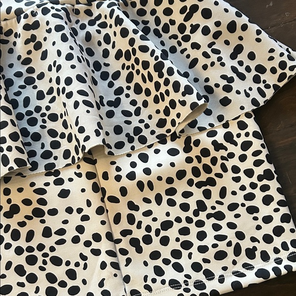 Ardene (M) Black & White unique polka dot leopard stretchy Asymmetrical Skirt! - Picture 3 of 5